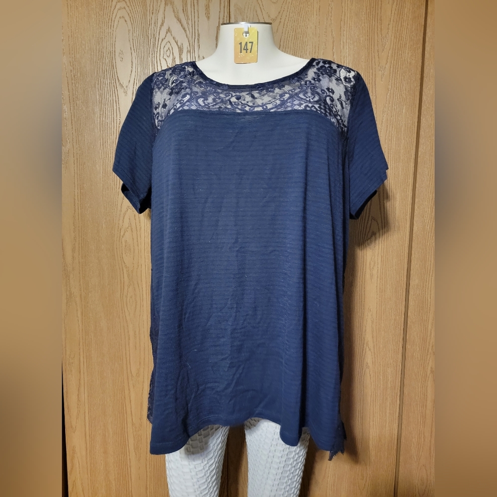 Torrid Blue Light Weight Lacy Top Size 4= 26 or 4XL